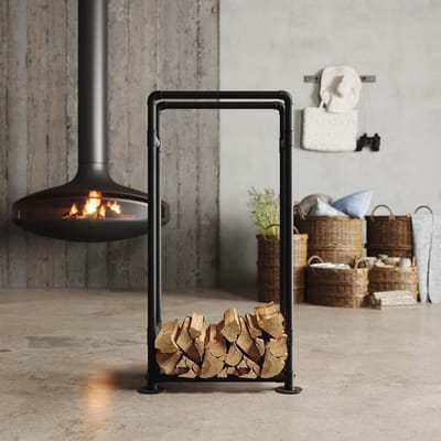 Brandhout Rek Binnen | Industrial Loft Design | Houtopslag en Stapelhulp voor de Haard