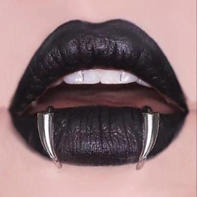Roestvrij Staal Gotische Scherpe Tanden Lip Klem Voor Vrouwen Mannen Punk Niet-doorborend Nep Lichaamspiercing Halloween Sieraden Accessoires black