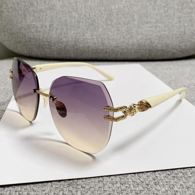 Lunettes de soleil tendance sans monture pour femmes, monture ovale large, mode, protection UV400, pour l'extérieur, fête à la plage, polyvalentes white