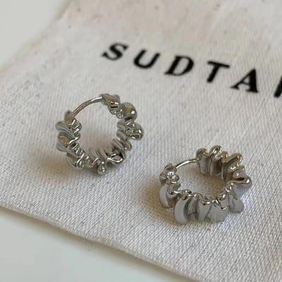 Persoonlijkheid Onregelmatige Golvende Geplooide Hoepeloorbellen voor Vrouwen Nieuwe Bedel Verguld Roestvrij Staal Dangle Sieraden Accessoires Cadeau