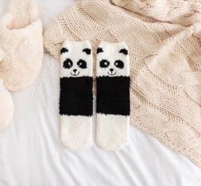 Fluffy dames sokken - leuke print panda - huissokken - warme sokken - zwart - wit - maat 36 - 40 - cadeau voor haar - geschenk - Kerst cadeau - verjaardagscadeau - extra zacht