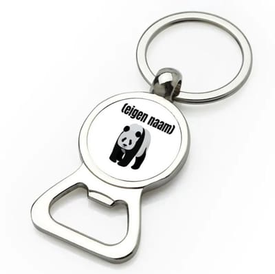 Akyol - panda met eigen naam flesopener - Panda - panda liefhebbers - iemand die houdt van panda's - verjaardag - cadeau - kado - 9 bij 3 cm