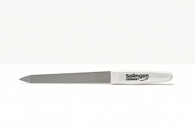 Saphir Nagelvijl met een Wit Handvat 13 cm "Solingen"
