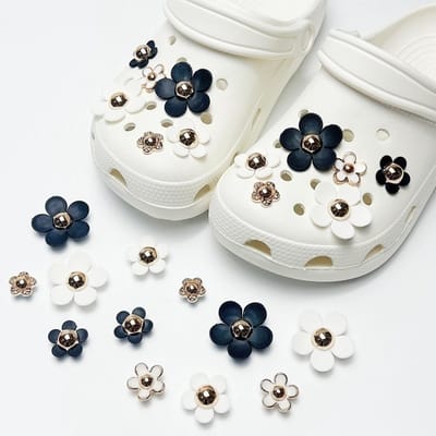 Schoenaccessoires-geschikt voor crocs charms- geschikt voor crocs pins- geschikt voor crocs Accessoires- geschikt voor Crocs Jibbitz-CJ-207 Zwart-witte kleine daisies