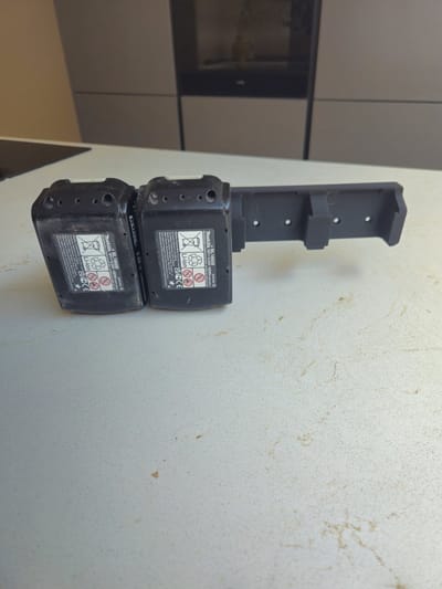 Accubeugel geschikt voor Makita 18v - Wandmontage - accuhouder