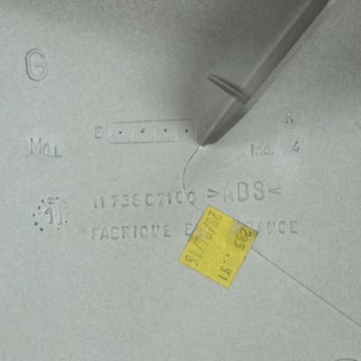Coque arrière gauche gris Quartz pour scooter Peugeot 50 Elyseo 738071J1 Neuf