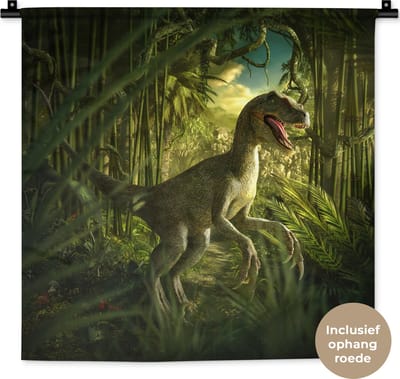 Wandkleed Dinosaurus illustratie - Een illustratie van een Velociraptor in een weelderig groen oerwoud Wandkleed katoen 60x60 cm - Wandtapijt met foto