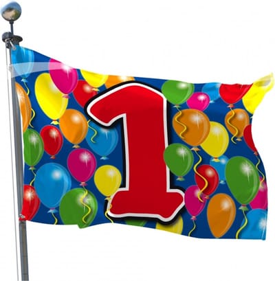 Folat feestartikelen 1 jaar verjaardag versiering - vlag - 90 x 60 cm - polyester - met ringen