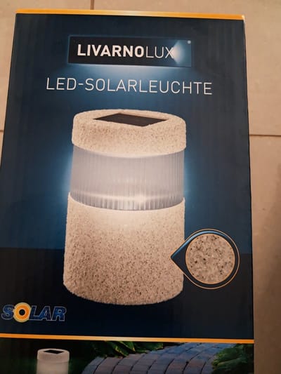 Livarno lux Solar LED Buitenlamp - Duurzame LED met wit licht - 11.5 x 24 cm - Lichtgrijs - rond