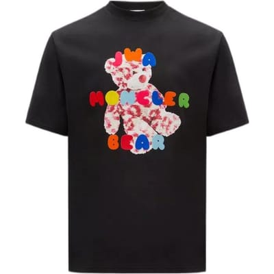 Moncler X JW Anderson Samenwerking Lente/Zomer 2023 Beer Letter Grafische Print Ronde Hals Korte Mouw T-shirt Heren Tops Zwart I109E8C00001M2681999 M black