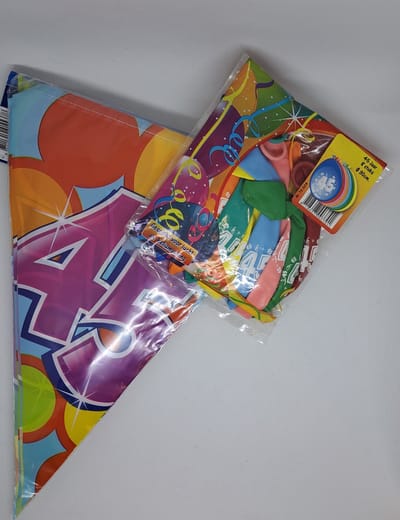 versierpakket 45 jaar 29 delig vlaggenlijn en ballonnen voor vrolijk verjaardag feest