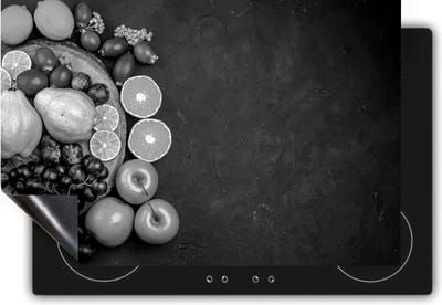 Chefcare Inductie Beschermer Fruit op Zwarte Marmer - Zwart Wit - 60x50 cm - Afdekplaat Inductie - Kookplaat Beschermer - Inductie Mat