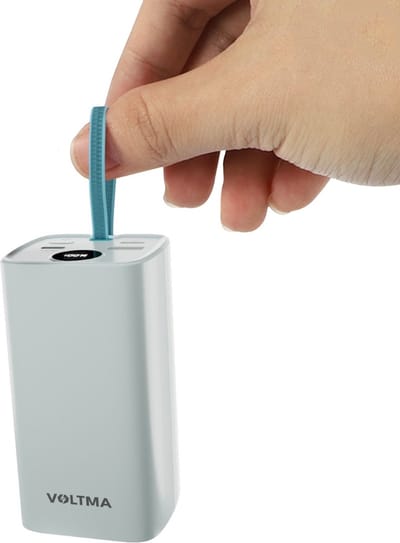 Voltma 65W Powerbank 20000 mAh met 65 Watt Snelladen - Externe Batterij met ingebouwde kabel en LED Display - 4 apparaten tegelijk opladen 3x USB C USB A - Universele Powerbanks geschikt voor iPhone en Android telefoon Tablet en USB-C Laptop - Wit