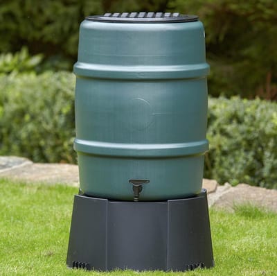 Waterbut met Regenopvang - Regenton Kunststof - Tuin Besproeien - Compleet met omleiding - 114 Liter - Groen