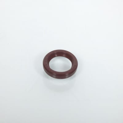 Un joint spi d'embiellage vilebrequin moteur 15x21x4mm pour mobylette MBK 51