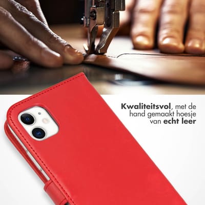 Selencia Hoesje - Geschikt voor Apple iPhone 11 - Echt Lederen Bookcase - Rood