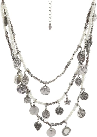 Behave Lange ketting met diverse zilverkleurige kralen en parels met bedeltjes