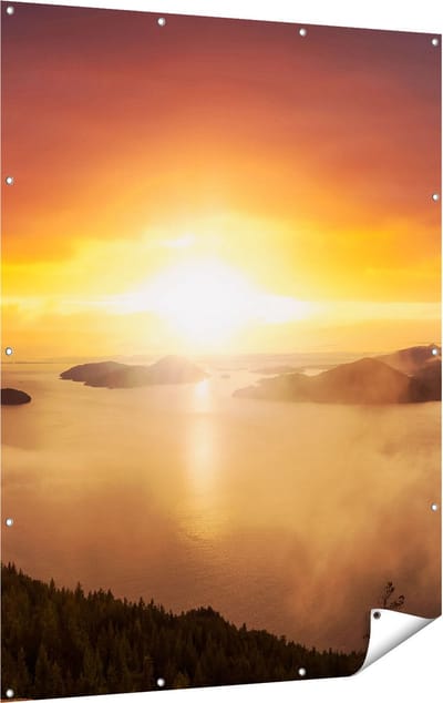 Gards Tuinposter Zonsondergang in de Bergen met Wolken - 120x160 cm - Tuindoek - Tuindecoratie - Wanddecoratie buiten - Tuinschilderij