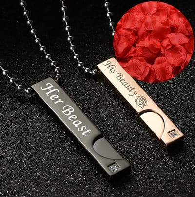 Beauty & Beast Ketting Set + Rozenblaadjes = Valentijn Cadeautje voor Hem en Haar - Valentijnsdag voor Mannen Cadeau Kadootjes