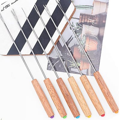 Dailygoods- Fonduevork 6 Stuks - Roestvrij Staal - Eiken Handgrepen - Multifunctioneel - Geschikt voor Kaas-/Chocoladefondue - Uniek Design - Fondueprikker