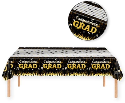 LUQ - Tafelkleed Geslaagd – Zwart, Goud & Wit Plastic Tafelzeil 137x274 cm – Feestdecoratie Afstuderen & Graduation