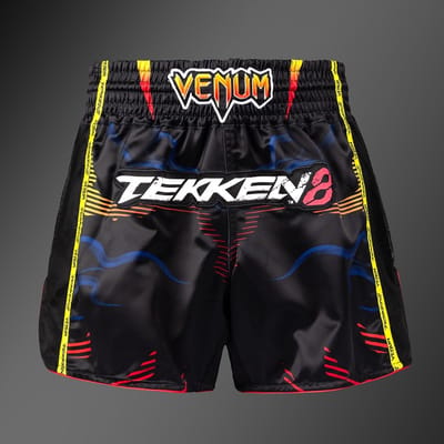 Venum x Tekken 8 Muay Thai Shorts Yoshimitsu – Zwart/Oranje – Limited Edition - XS