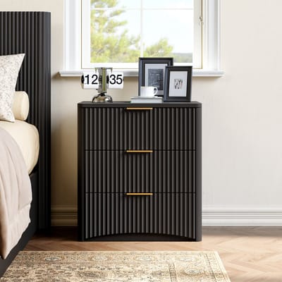 MODENUIT Nachtkastje - 3 Laden Met Geribbelde Fronten En Gouden Grepen - Voor Slaapkamer - MDF - 58x38x64 Cm - Zwart