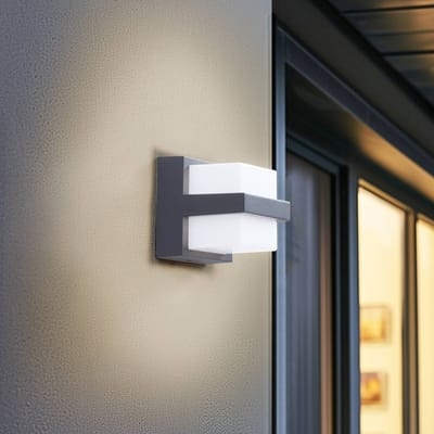 Lindby Smart LED buiten wandlamp Fyra, hoekig, CCT RGB, Tuya