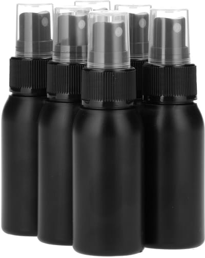 6 x 50 ml ronde fles HDPE zwart + Sprayfles pomp Zwart - BPA Vrij - Niet Breekbaar - Plastic Flesjes Navulbaar - Met Dop - Lege Flessen - 6 stuks.