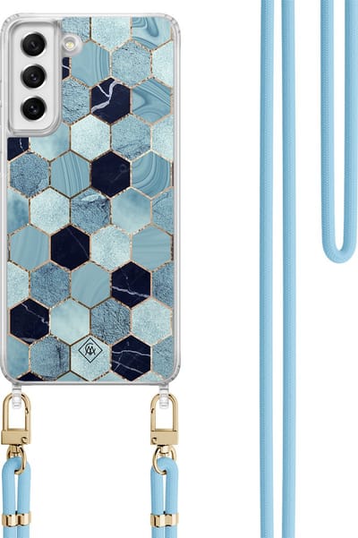 Casimoda® hoesje met koord - Geschikt voor Samsung S21 FE - Blue Cubes - Afneembaar koord - TPU/polycarbonaat - Blauw
