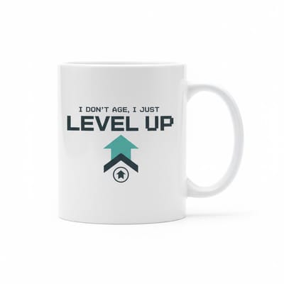 “I Don’t Age, I Just Level Up” Mok – Grappige Gamer Verjaardag Koffiemok 330 ml