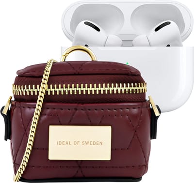 IDEAL OF SWEDEN, Hoesje geschikt voor Apple AirPods Alle Generaties - Poppy Series met Ketting & Karabijnhaak, Rood