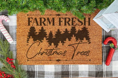 Farm Fresh Christmas Trees | 90x60 cm | Nieuwe huis cadeau | Ingangsmat | Deurmat met stijl | Verhuizing cadeau | Praktisch & trendy | Perfect voor binnenkomst | Cadeau voor nieuwe woning