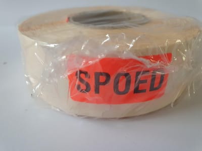 Sticker met "Spoed" erop - Formaat: 40 x 20 mm - Materiaal: rood radiant