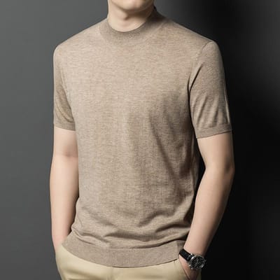 Lente Nieuwe Effen Kleur Wolhoudende Trui voor Mannen van Middelbare Leeftijd Dunne Halfhoge Col Trui met Korte Mouwen Herenkleding 4XL