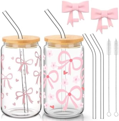 PromoHome 2-delige Set Slijpdruk Glazen Fles Bow Glazen met Roestvrijstalen Rietjes en Siliconen Doppen - 16oz Roze Glazen Set voor Ijskoffie, Smoothies en Cocktails