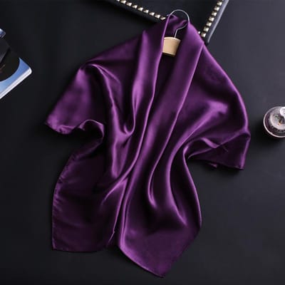 Écharpe Carrée Polyvalente 90cm en Soie Unie Châle Décoratif Protection Solaire Foulard Headscarf Hijab Européen Américain 90x90cm black