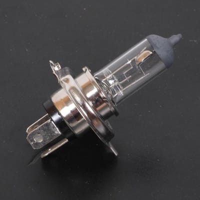 Ampoule blanc Générique pour moto H4 12V 60/55W P43T Neuf