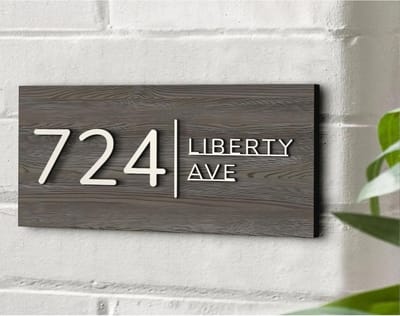 Huisnummerbord Hout - Adresplaat Deur - Decoratie Huis - Uniek 3D Ontwerp - 36 x 18 cm - Meerkleurig