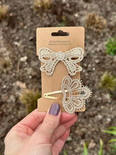 Haarspeldjes voor meisjes - Haaraccessoires meisjes - Haarspeldjes Goude strik - Haarspeldjes Bruiloft - Haarknipjes - Haarclips - handgemaakte haaraccessoires - Haaraccessoires Bruiloft - Cadeau