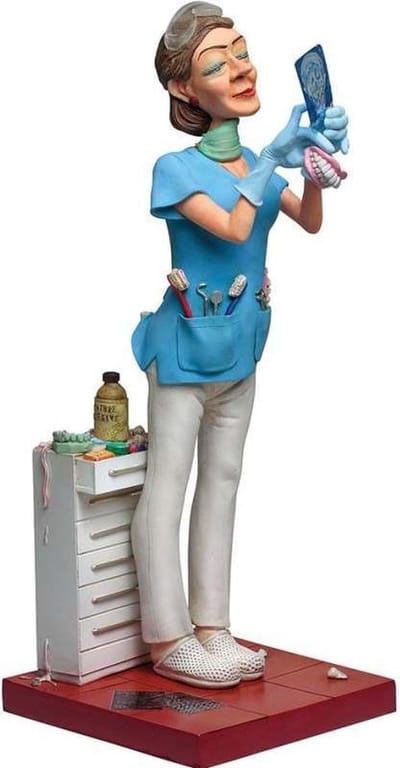 Tandarts - vrouw - beeldje – beroepen – professions – Guillermo Forchino – 10x10x23 cm