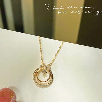 Dames Cirkel Ketting Goud Diamant Sleutelbeenkettinkje Koreaans Eenvoudig Temperament Strik Hanger beige