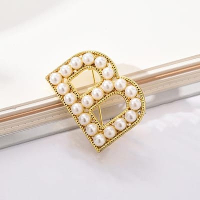 Engelse letters parelbroche goudkleurig vest reversspeld corsage broches voor dames kleding accessoires sieraden