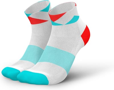 INCYLENCE RUNNING PEAKS SHORT CYAN INFERNO - 35-38