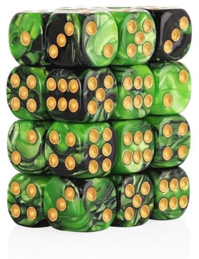 Set van 24 kleuren 6-zijdige dobbelstenen voor vielseitige bordspellen