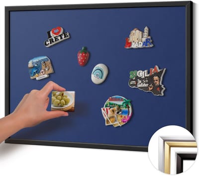 Wallfluent - Marine Magnetisch Bord in Verschillende Kleuren - 70 cm x 50 cm - Magneetbord met Zwarte Frame - Marineblauwe kleur - Magneetbord voor Reissouvenirs - Design Magneetbord met Frame - Magnetisch Bord Foto Bevestiging