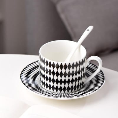 Tasse à café et soucoupe en céramique européenne style Hepburn Rétro Rayé Noir et Blanc à Pois Mug Assiette à gâteau Service à thé de l'après-midi 200ML