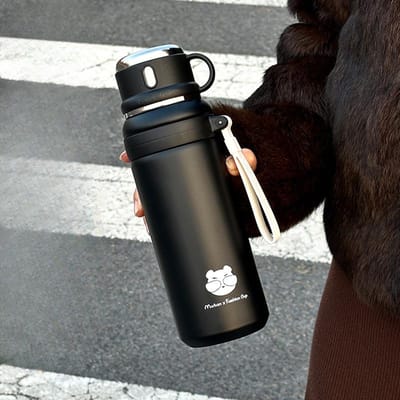 Nouvelle Tasse Thermos à Haut Niveau d'Apparence Voiture Ours Bouilloire en Acier Inoxydable Tasse à Paille Portable pour Extérieur Tasse à Boire Double 800ml