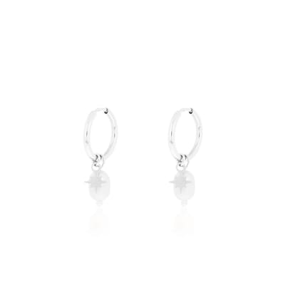 Silver coloured earrings with star & pearl charm