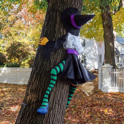 Halloween Decoratie Grote Crashing Heks 160 cm - Vliegende Heks in Boom - Halloween Tuin Decoratie - Patio Veranda Boomdecoratie
